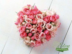 Сердца из Цветов букет с доставкой