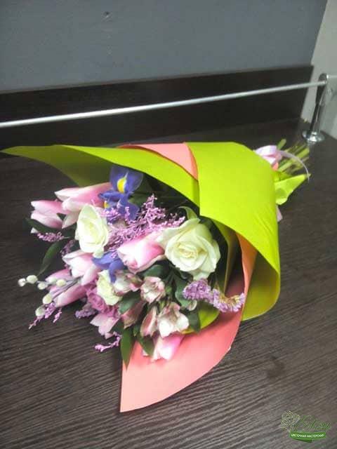 Букет из цветов Комплимент Весне отличный весенний комплимент от наших флористов.