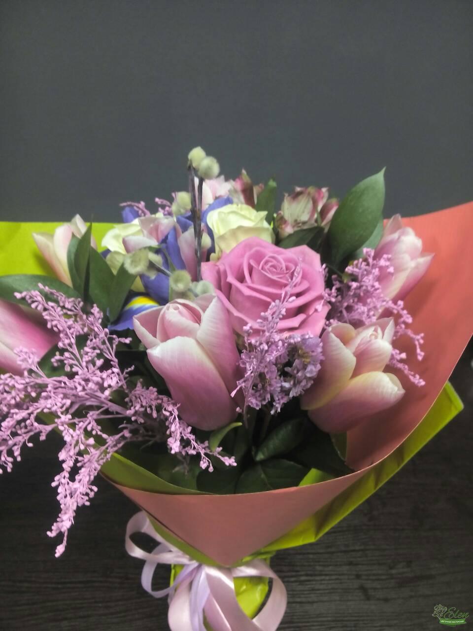 Комплимент Весне Букет из цветов