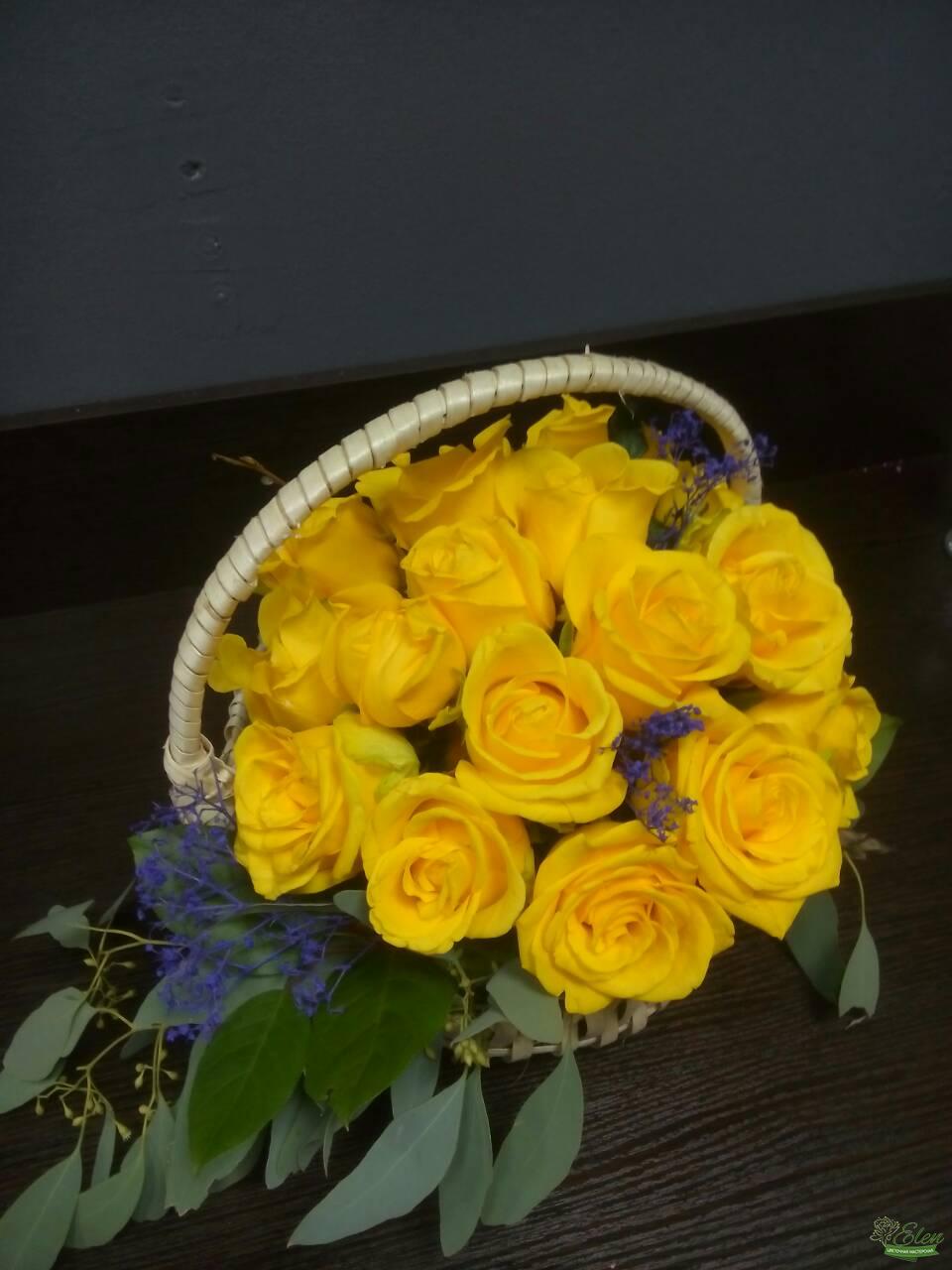 Розы желтые с доставкой Киев