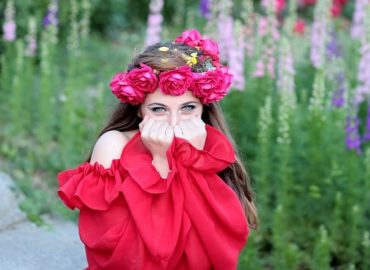 Венок на голову из цветов с доставкой по Киеву